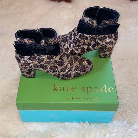 Kate Spade ♠️ black & gold Langley Bow Booties - Picture 1 of 8